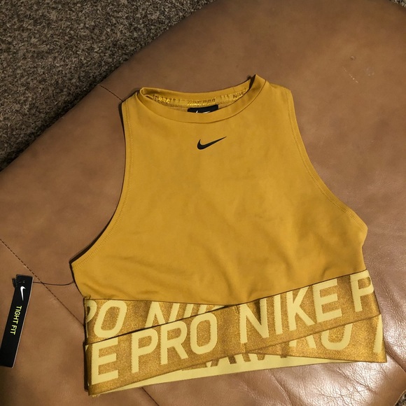 Nike Pro Intertwist Crop Top NWT - Picture 2 of 5